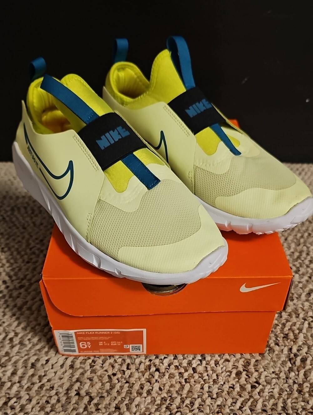 Nike Kids Slip-On Sneakers in Yellow with Blue Accents